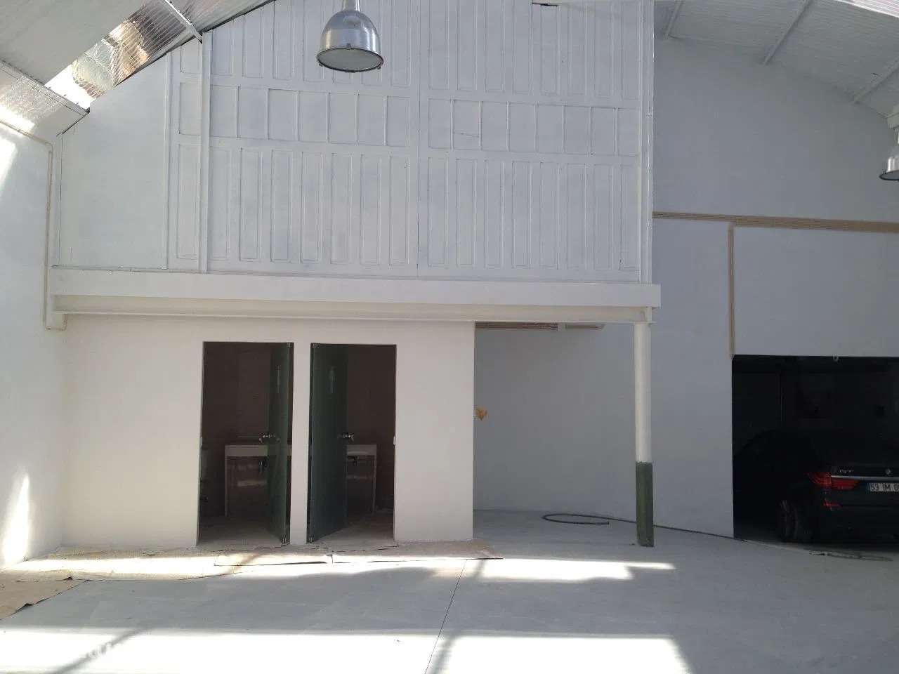 Espaço comercial de 420m² com estacionamento e ar condicionado - Grande imagem: 4/7