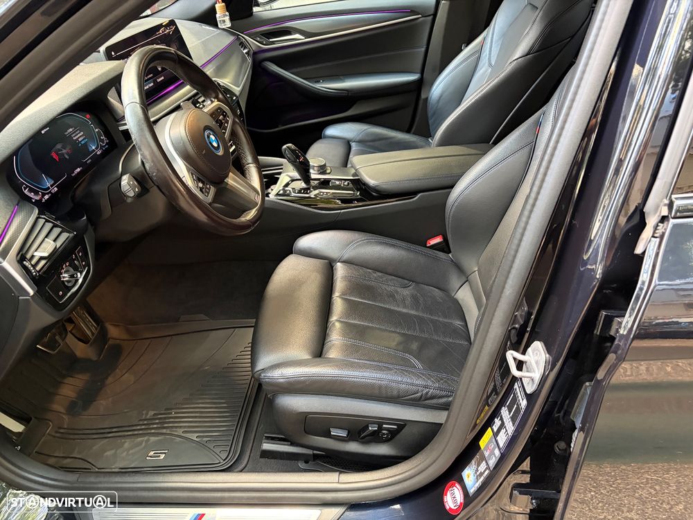 BMW 530 e Pack M - 14