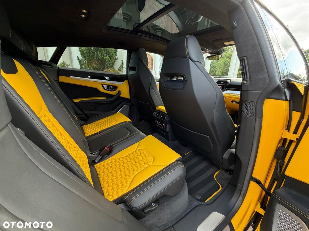Lamborghini Urus Standard - 14