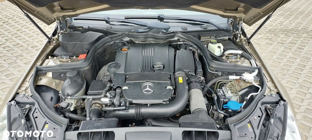 Mercedes-Benz Klasa E - 15