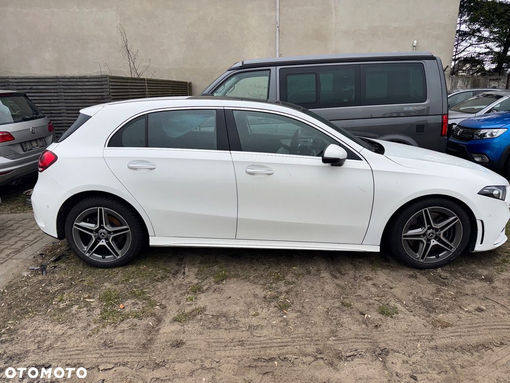 Mercedes-Benz Klasa A 250 Sport 7G-DCT - 3