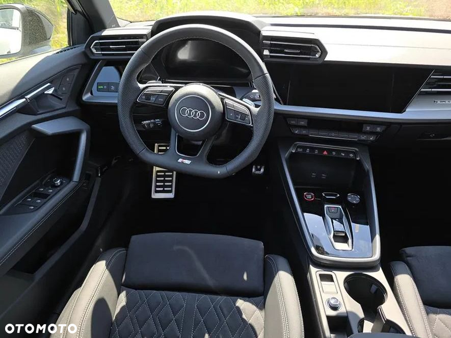 Audi S3 TFSI Quattro S tronic - 11
