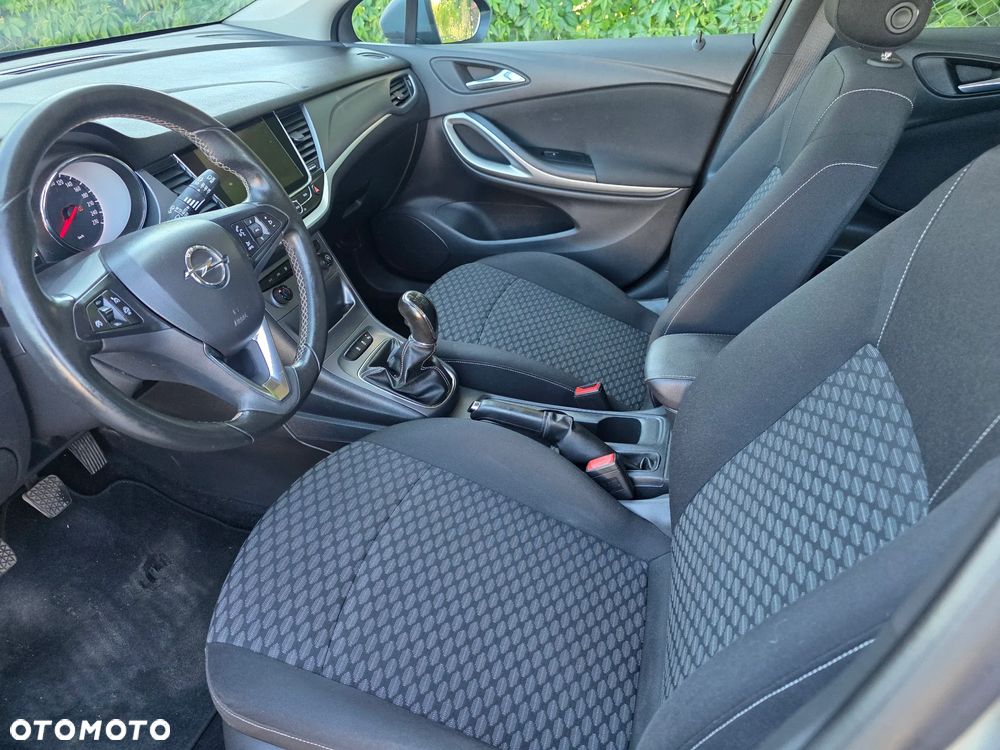 Opel Astra 1.4 Turbo Start/Stop Business - 9