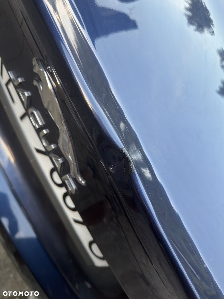 Jaguar XE - 5