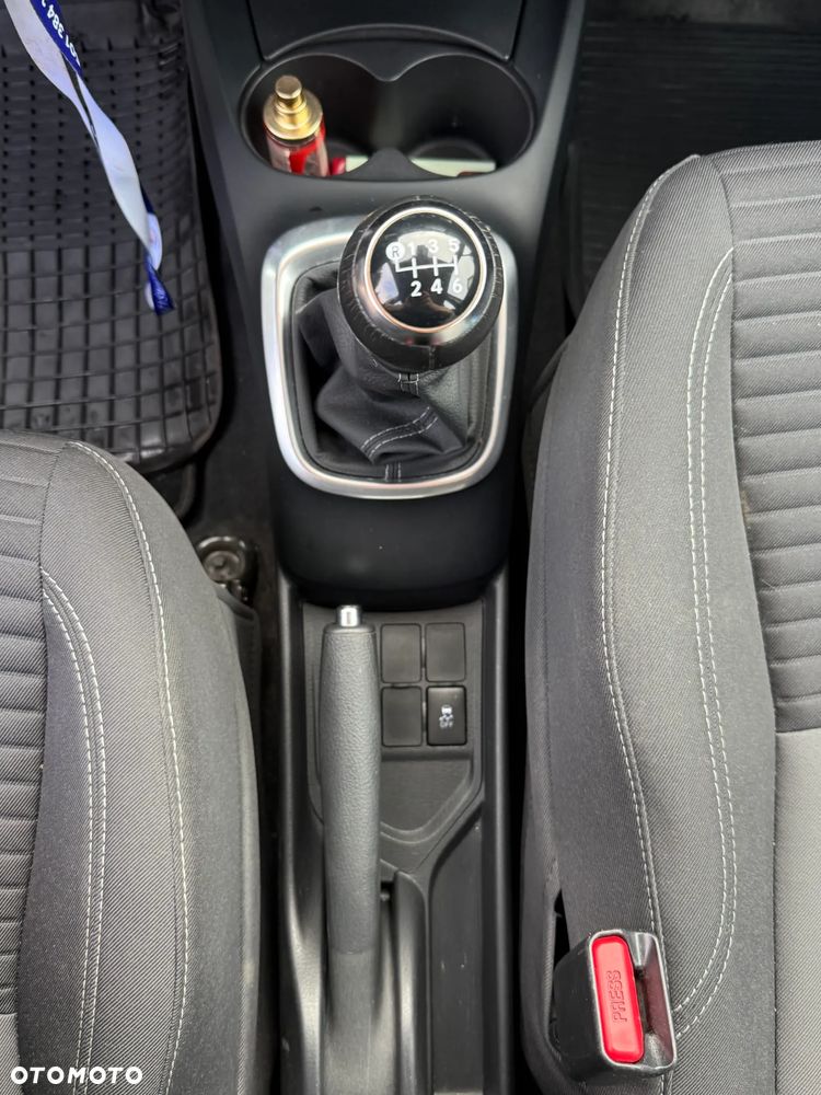 Toyota Yaris 1.5 Premium - 13