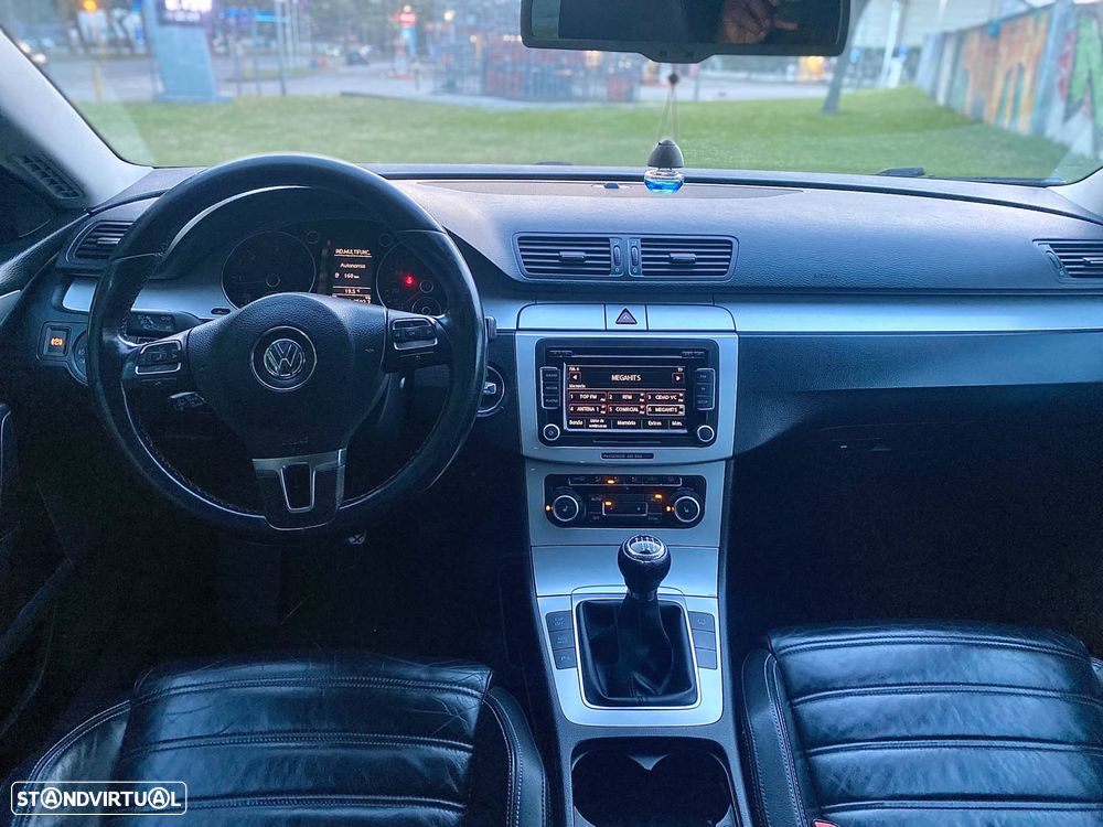 VW Passat CC - 4