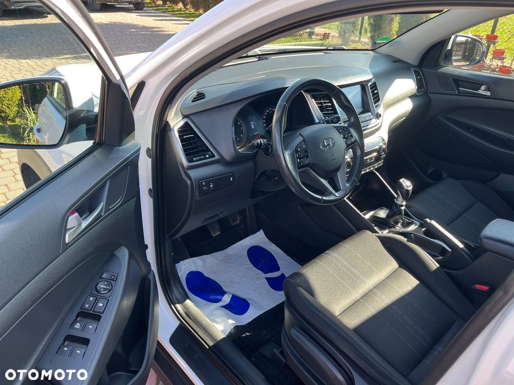 Hyundai Tucson 1.6 GDI BlueDrive Comfort 2WD - 9