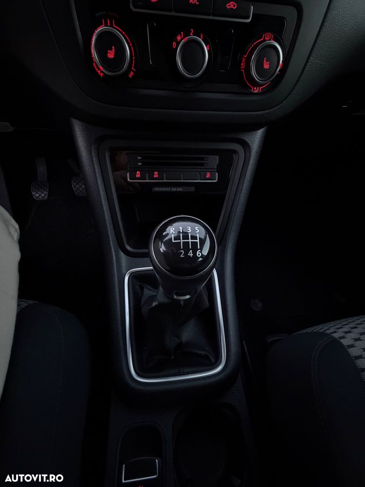 Volkswagen Sharan 2.0 TDI 4MOTION Blue Motion Life - 15