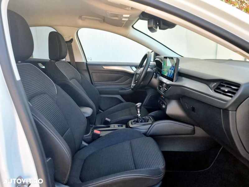 Ford Focus 1.0 EcoBoost Hybrid TITANIUM X - 13