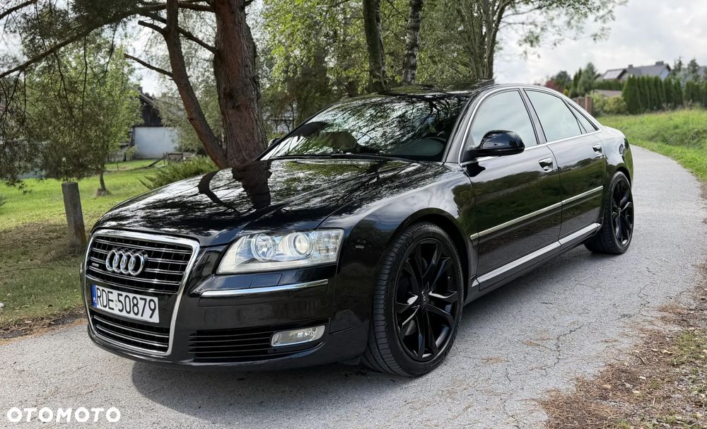 Audi A8 2008 photo 2