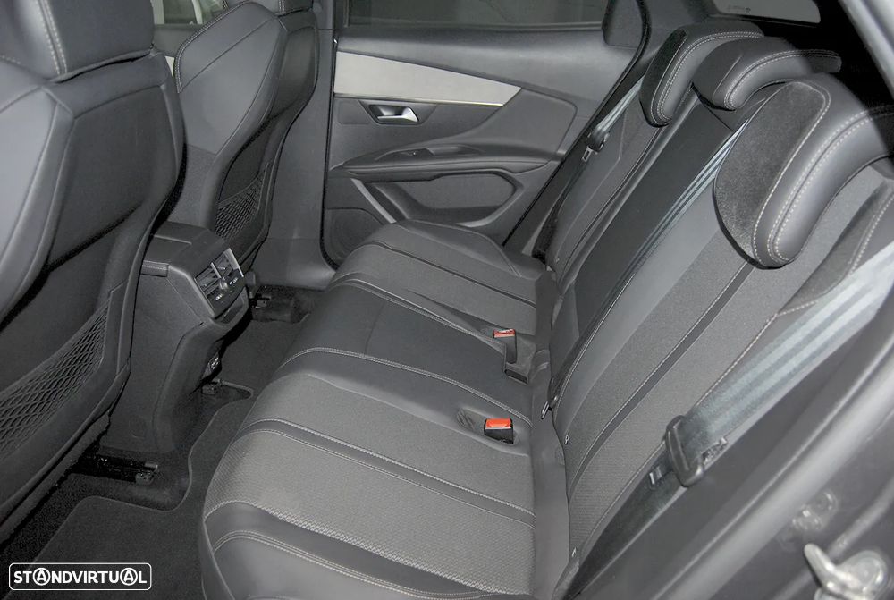 Peugeot 3008 1.6 Hybrid GT e-EAT8 - 22