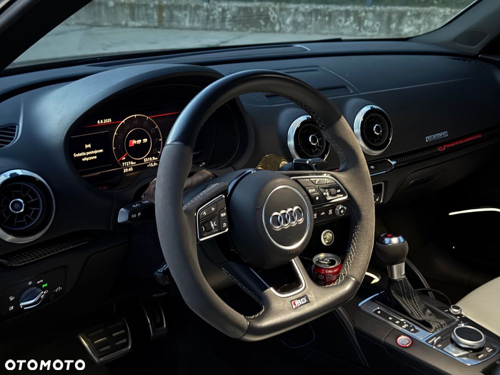 Audi RS3 Sportback - 18