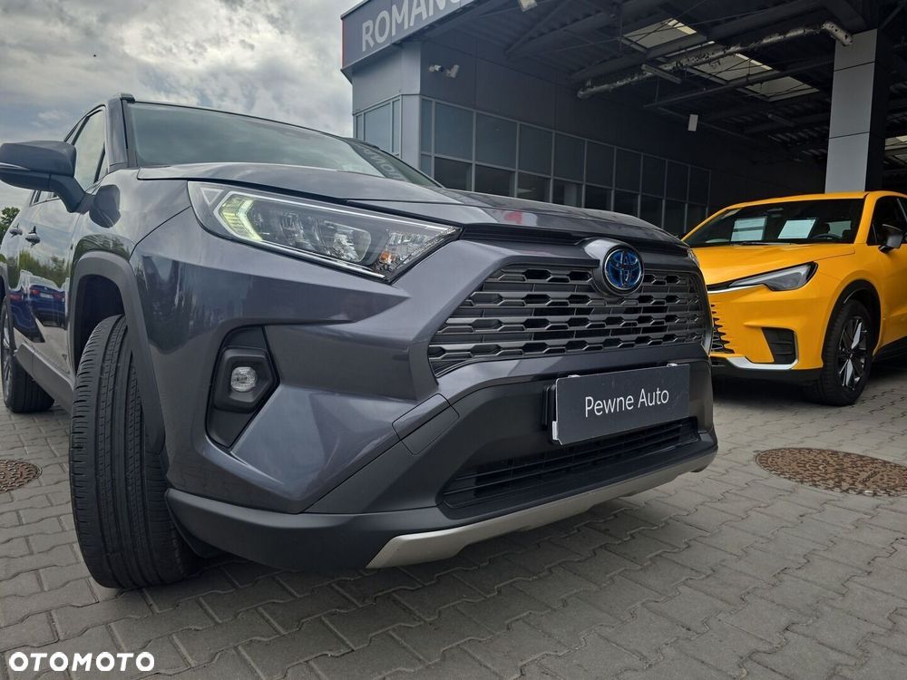 Toyota RAV4 - 11
