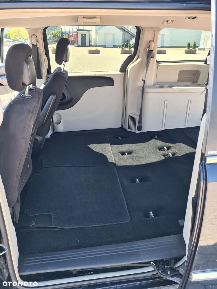 Chrysler Town & Country 3.8 Touring - 15