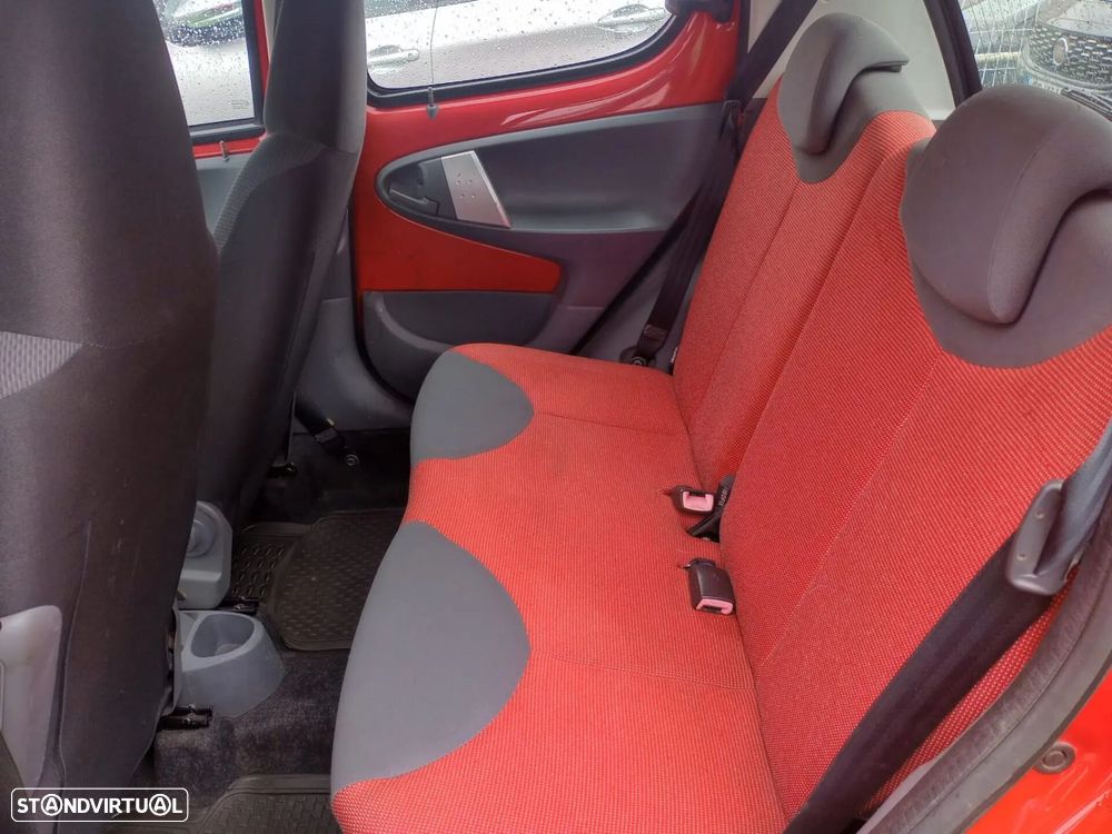 Peugeot 107 1.0 Active - 15