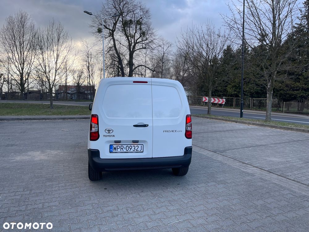 Toyota PROACE CITY - 10