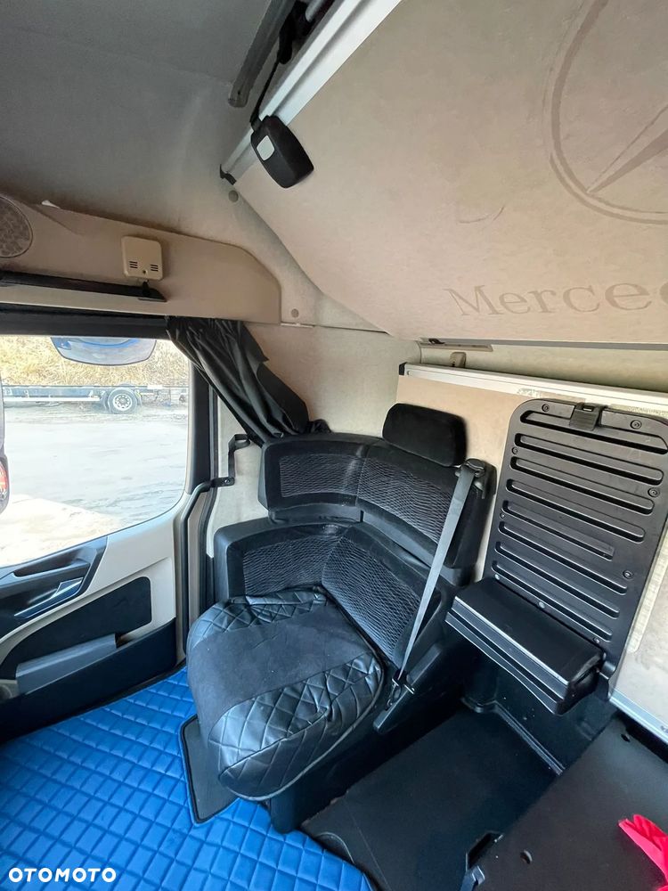 Mercedes-Benz Actros - 20