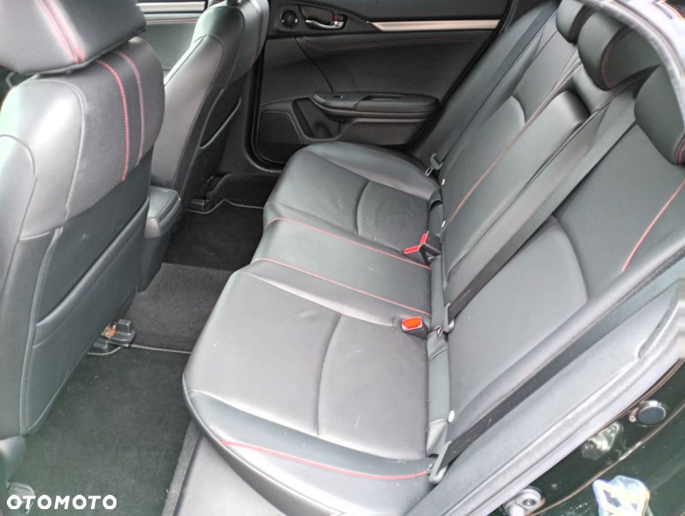 Honda Civic 1.0 i-VTEC Turbo CVT Elegance - 3