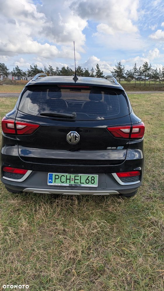 MG ZS EV Luxury - 6