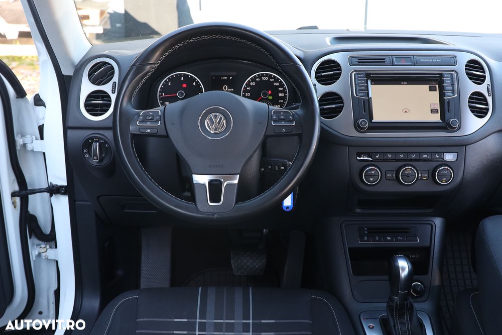 Volkswagen Tiguan 2.0 TDI SCR 4MOTION BlueMotion Technology DSG Lounge Track & Style - 5