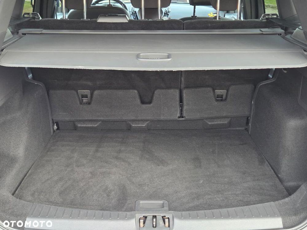 Ford Kuga - 8