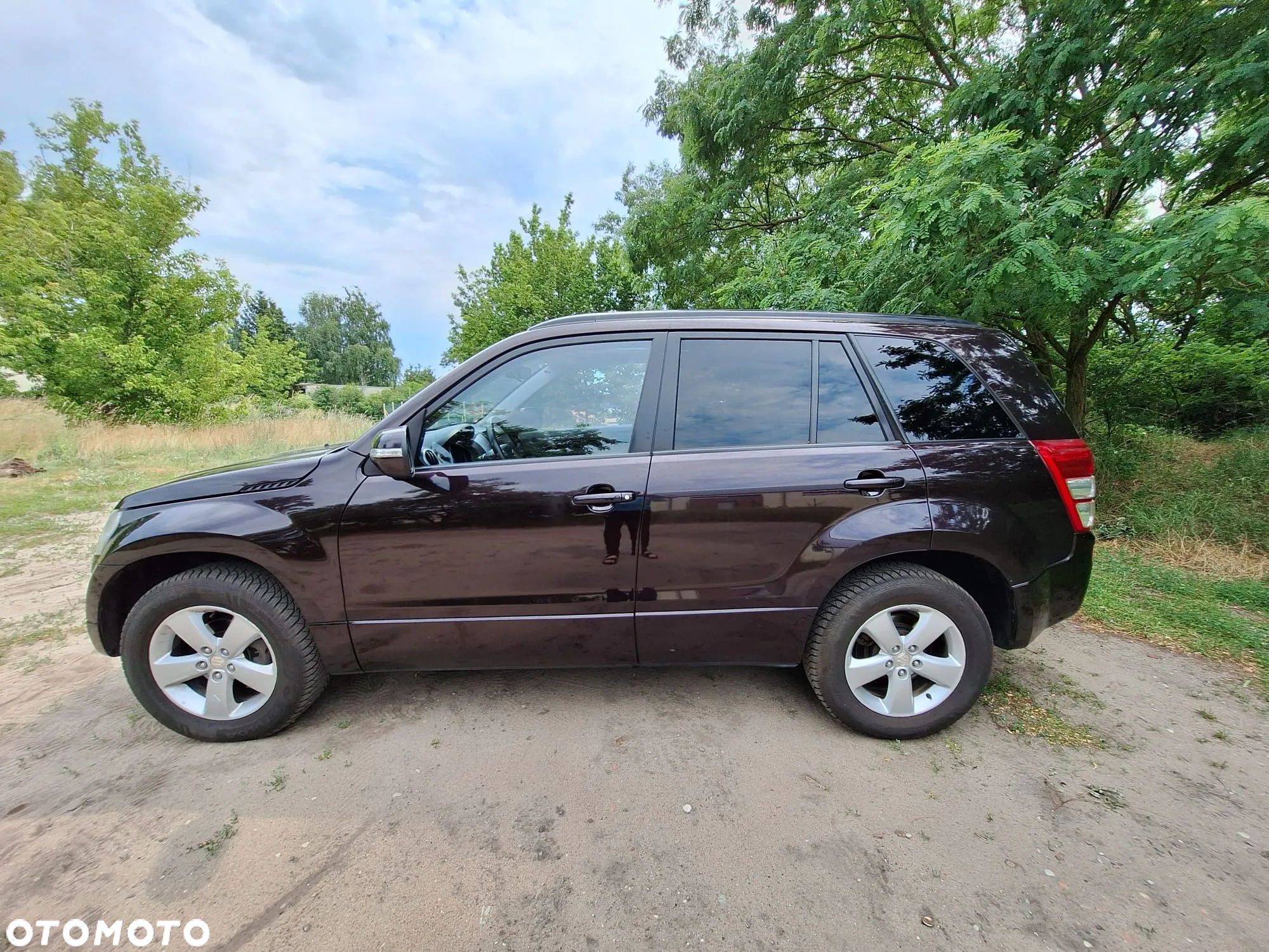 Suzuki Grand Vitara 2.4 De Luxe - 2
