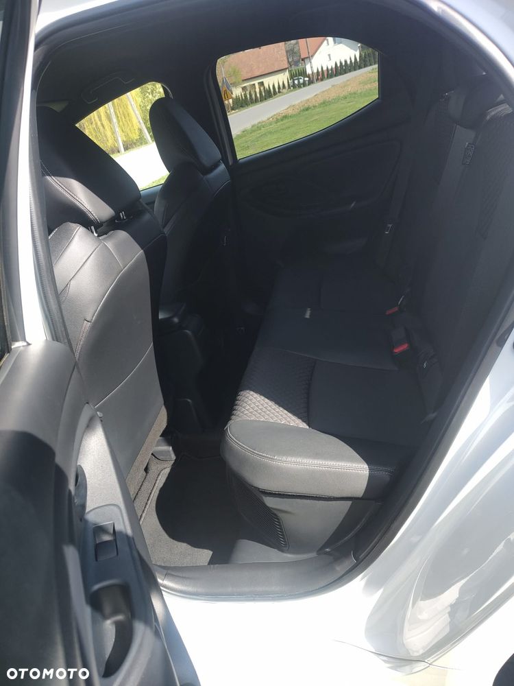 Toyota Yaris 130 1.5 VVT-i Style - 10
