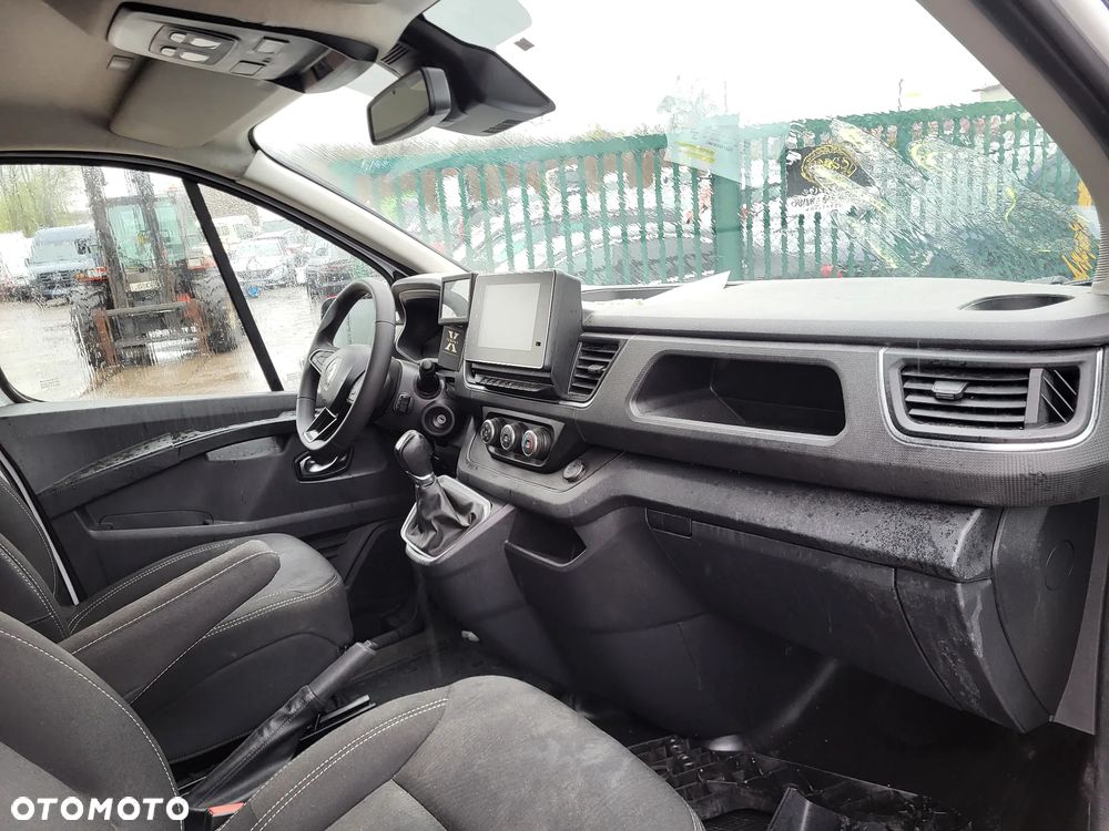 Renault Trafic - 20