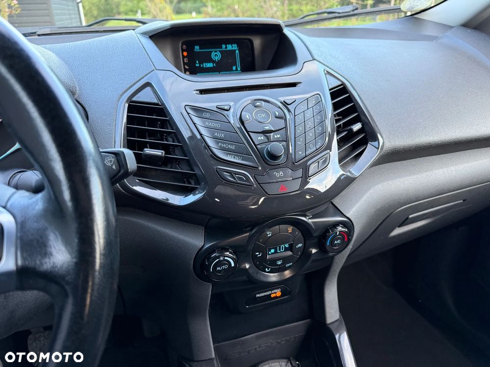 Ford EcoSport 1.5 TDCi TITANIUM - 17
