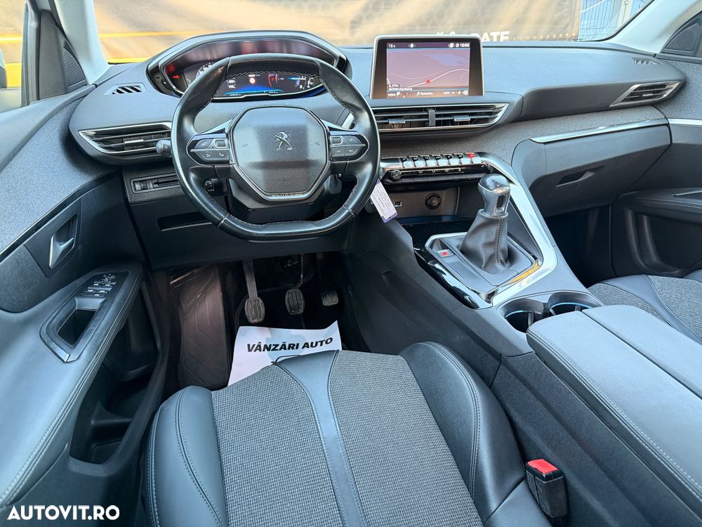 Peugeot 3008 PureTech 130 Stop & Start GPF Allure - 8