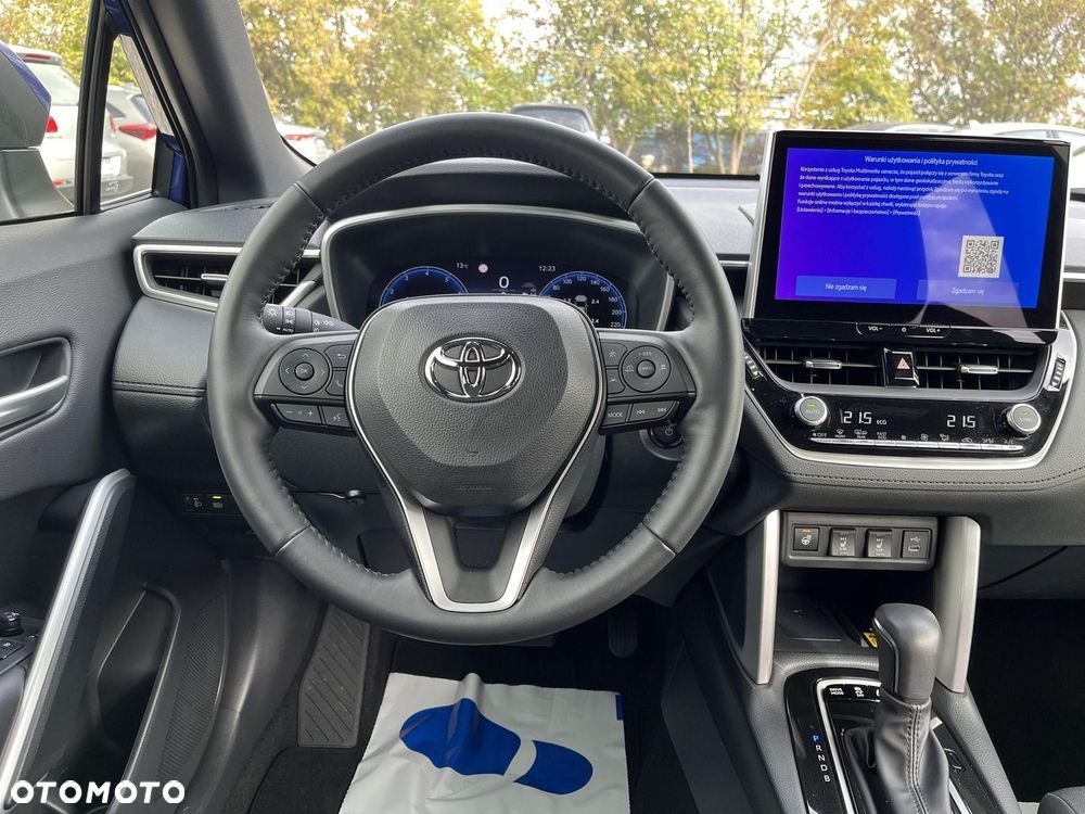 Toyota Corolla Cross - 14