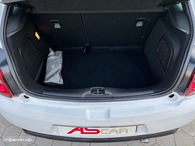 Citroën DS3 1.6 HDi Airdream So Chic - 10