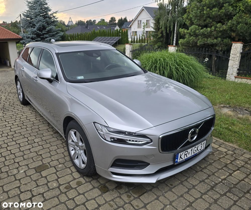 Volvo V90 D4 Momentum - 11