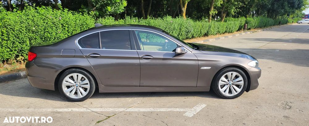 BMW Seria 5 520d Aut. - 3