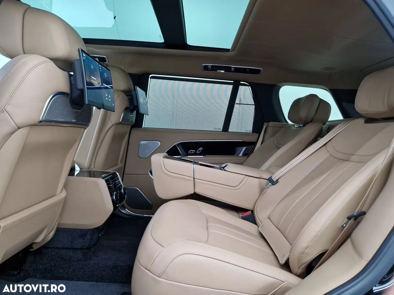 Land Rover Range Rover 4.4 V8 P530 LWB Autobiography - 8