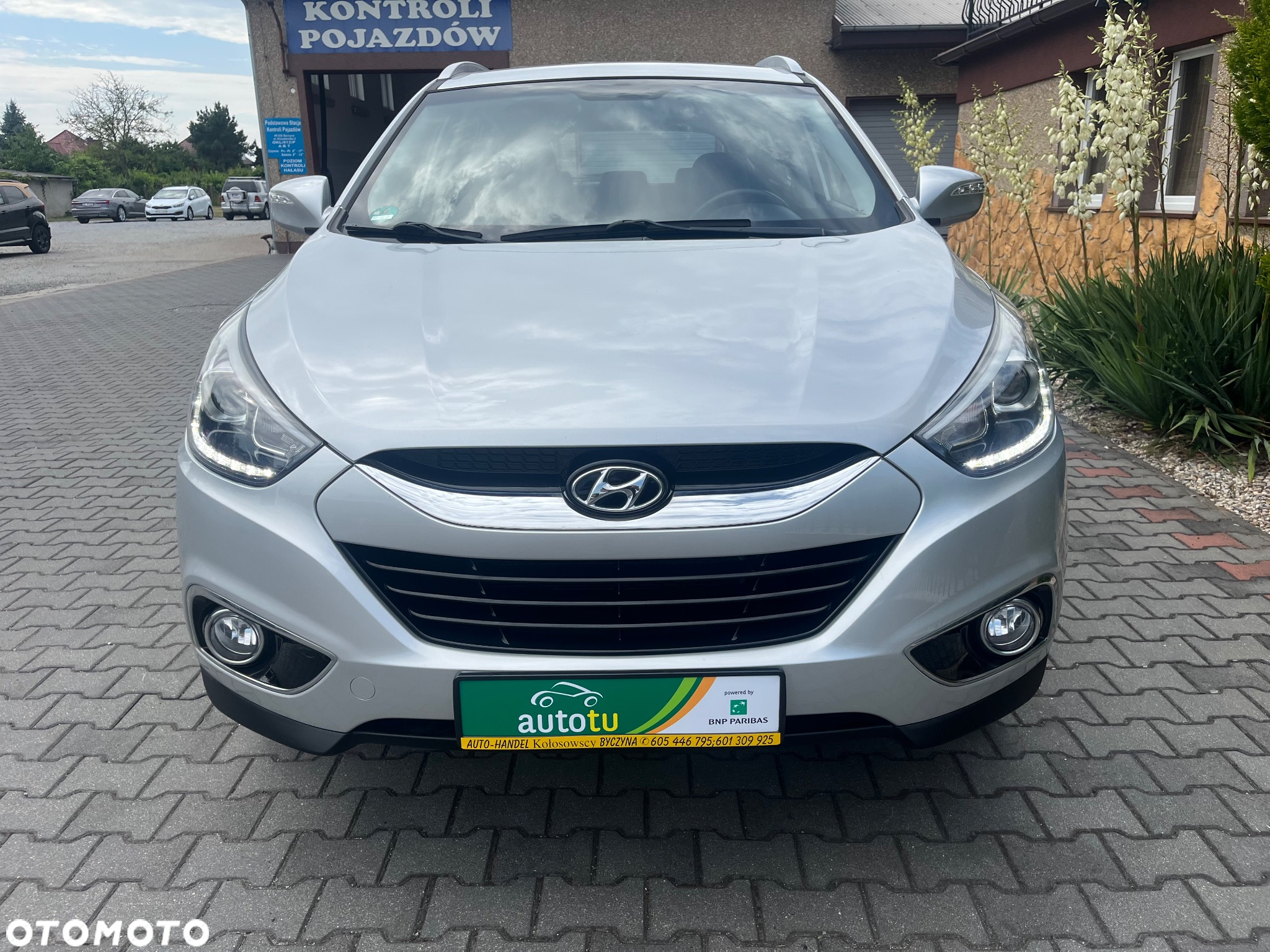 Hyundai ix35 2.0 CRDi 4WD Fifa World Cup Gold Edition - 12