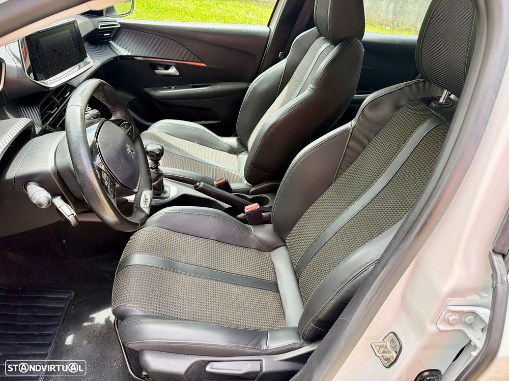 Peugeot 208 1.5 BlueHDi GT - 12