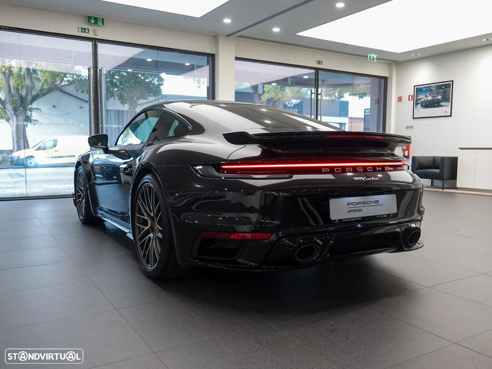 Porsche 911 (992) Turbo PDK - 5