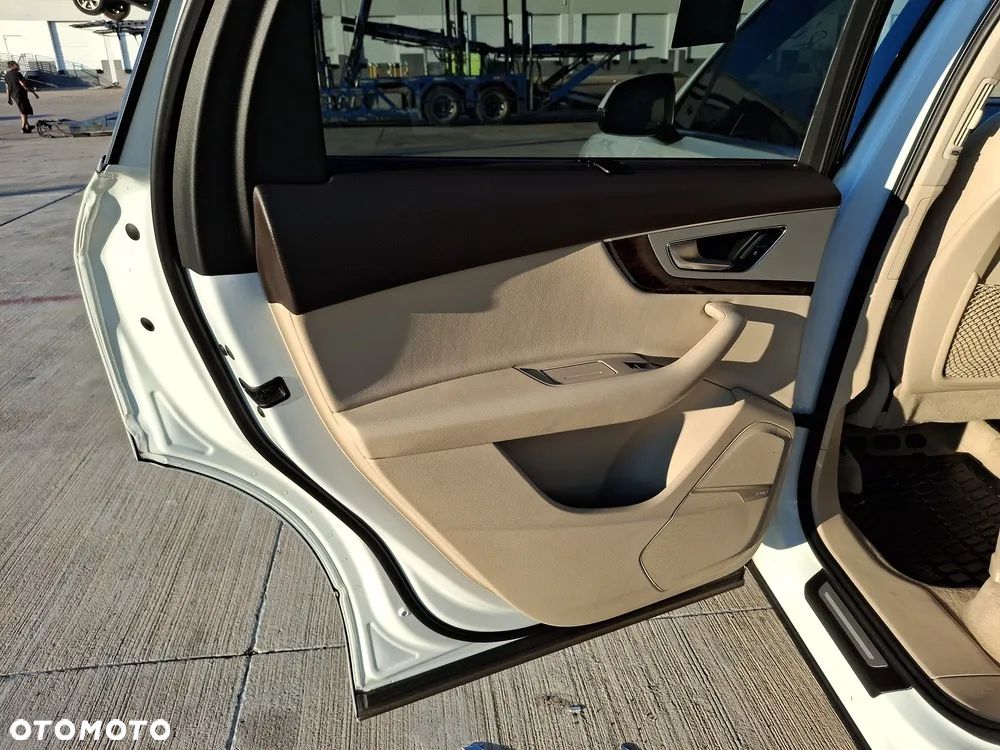 Audi Q7 3.0 TFSI Quattro Tiptronic - 20