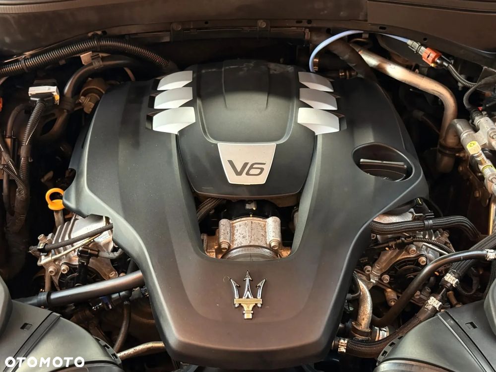 Maserati Levante Granlusso - 22