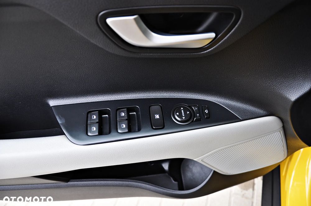 Kia Stonic 1.0 T-GDI L Business Line - 29