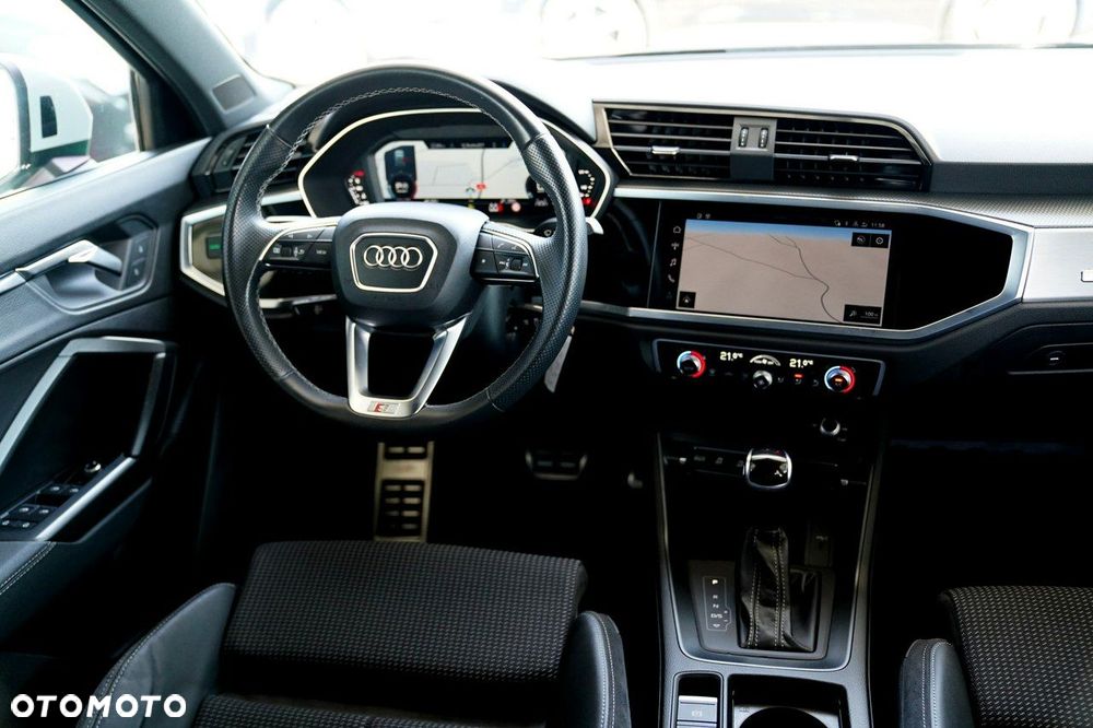 Audi Q3 - 21