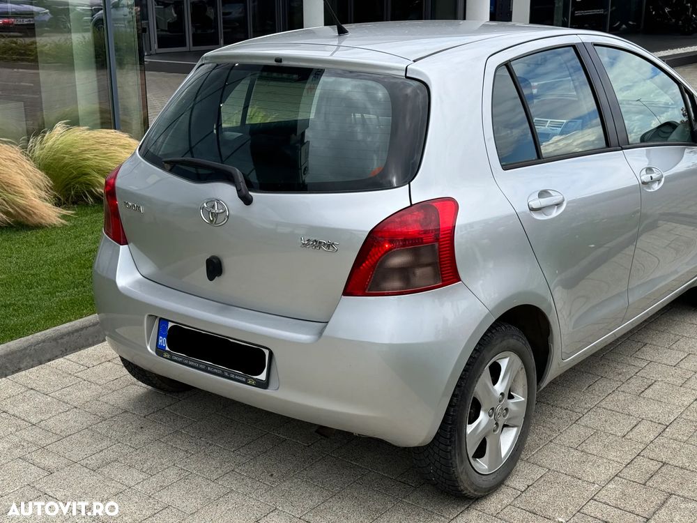 Toyota Yaris 1.4 D-4D Luna - 9
