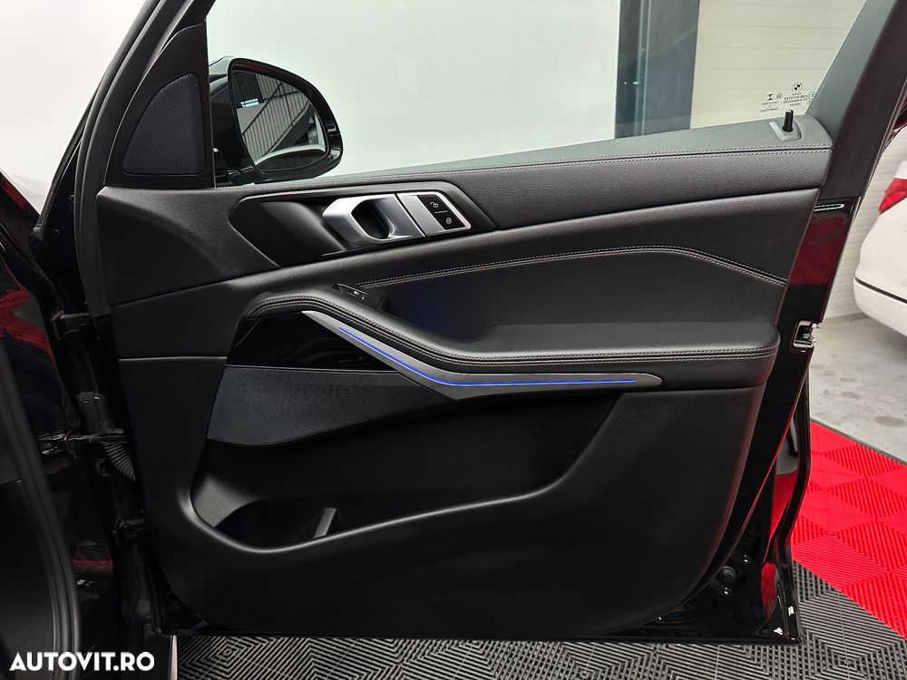 BMW X5 xDrive30d xLine - 27