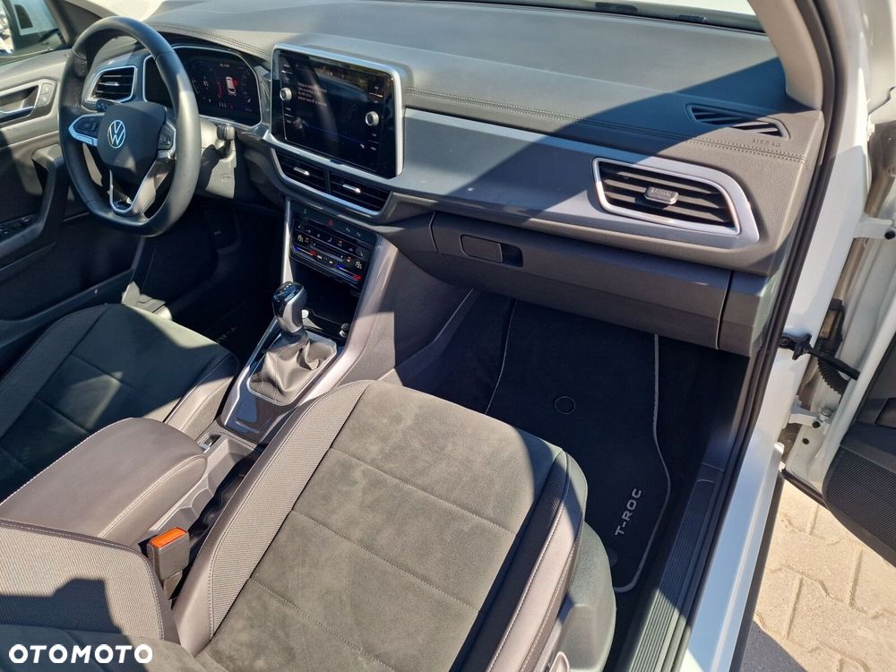 Volkswagen T-Roc - 26