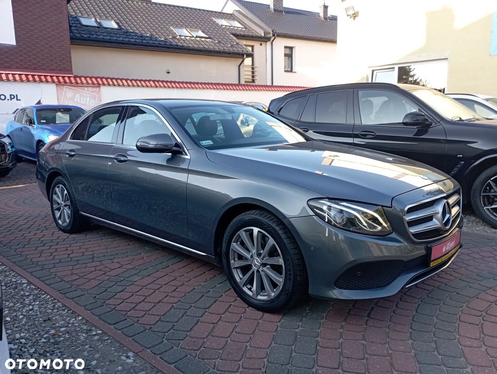 Mercedes-Benz Klasa E 220 d 9G-TRONIC - 3