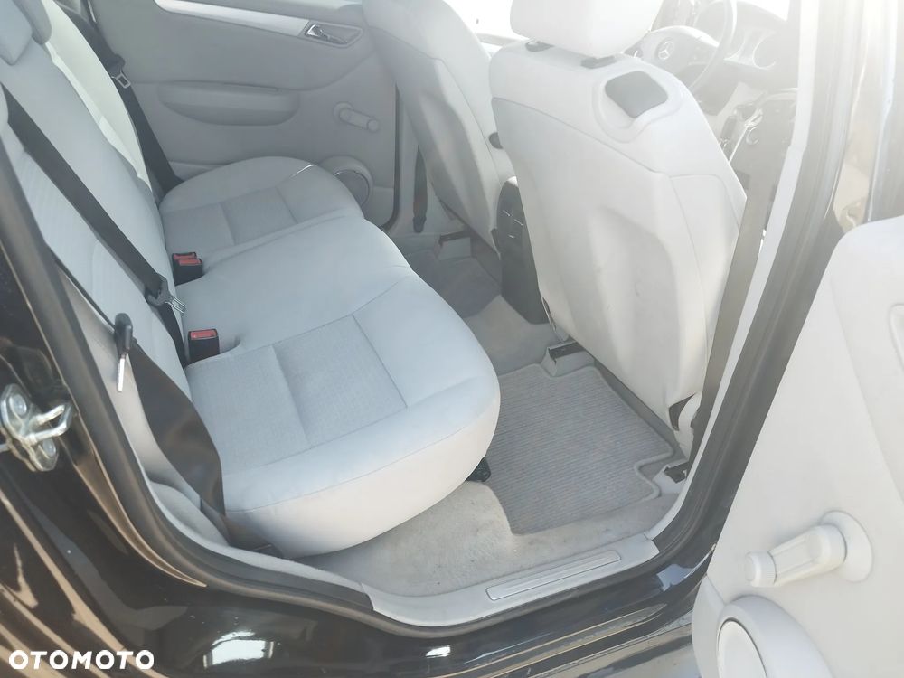 Mercedes-Benz Klasa B ver-180-cdi - 9