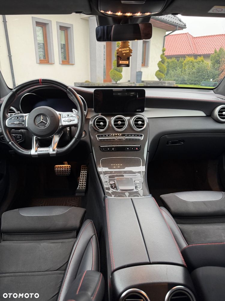 Mercedes-Benz GLC - 21