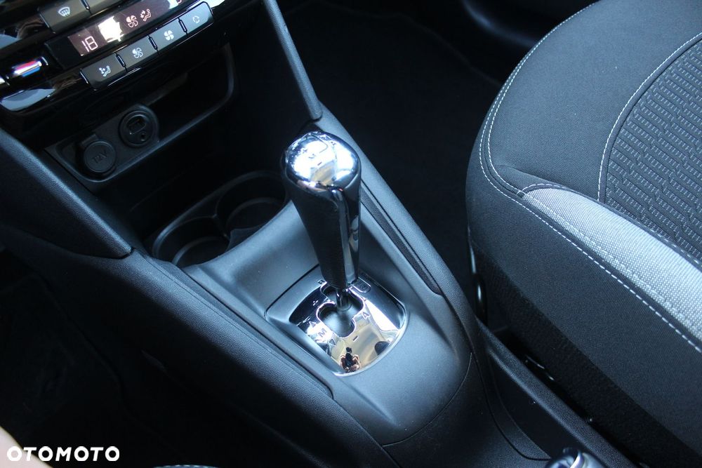 Peugeot 208 - 9