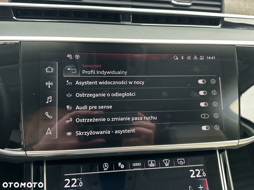 Audi A8 - 30